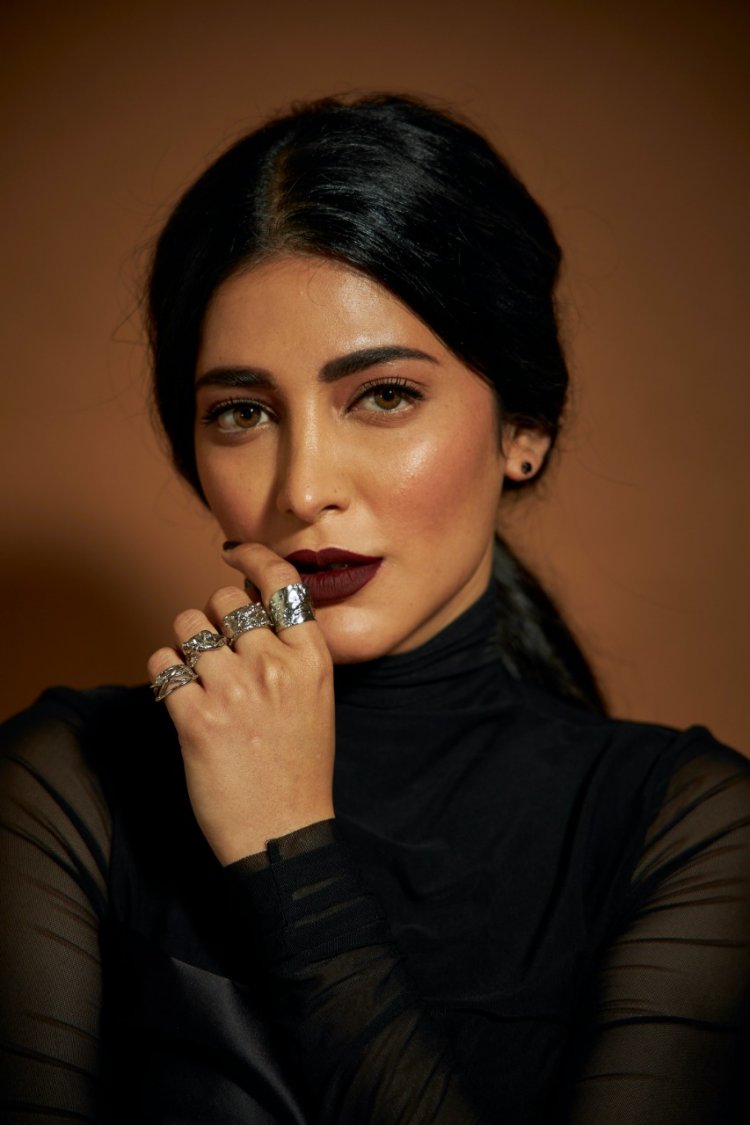 Shruti Haasan’s next international project, ‘The Eye’ is a beautiful story and an intricate emotional drama with Shruti as the female protagonist.