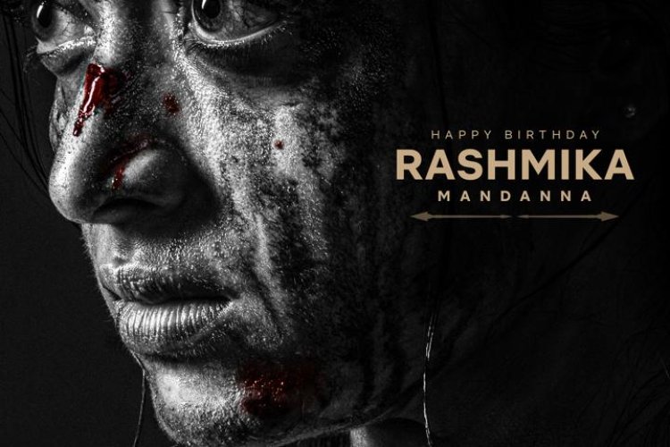 She ruled with charm   She conquered with grace