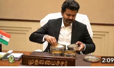 The pinnacle of simplicity .  [ Tamil Nadu Chief Minister ]