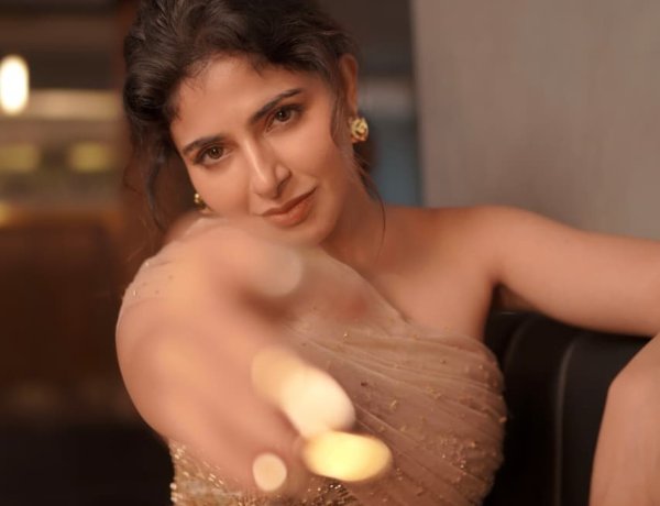 Golden hour glow and endless elegance
